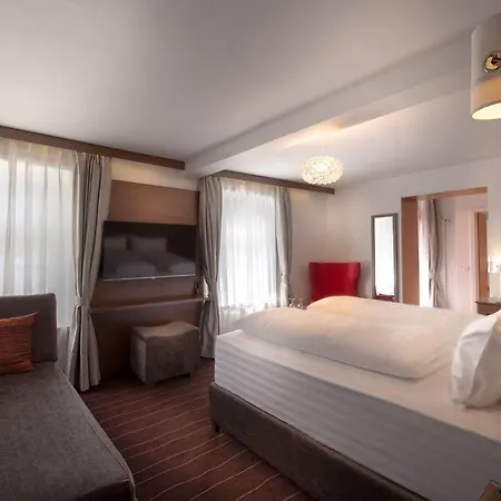 Hotel Arthaushotel 3*